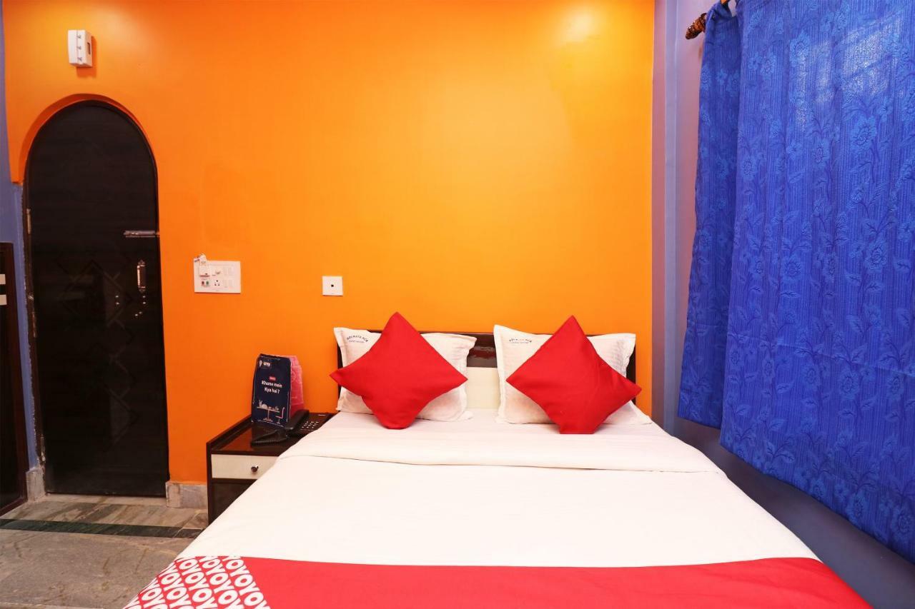 Oyo 23364 Kolkata Hcn Guest House Exterior photo